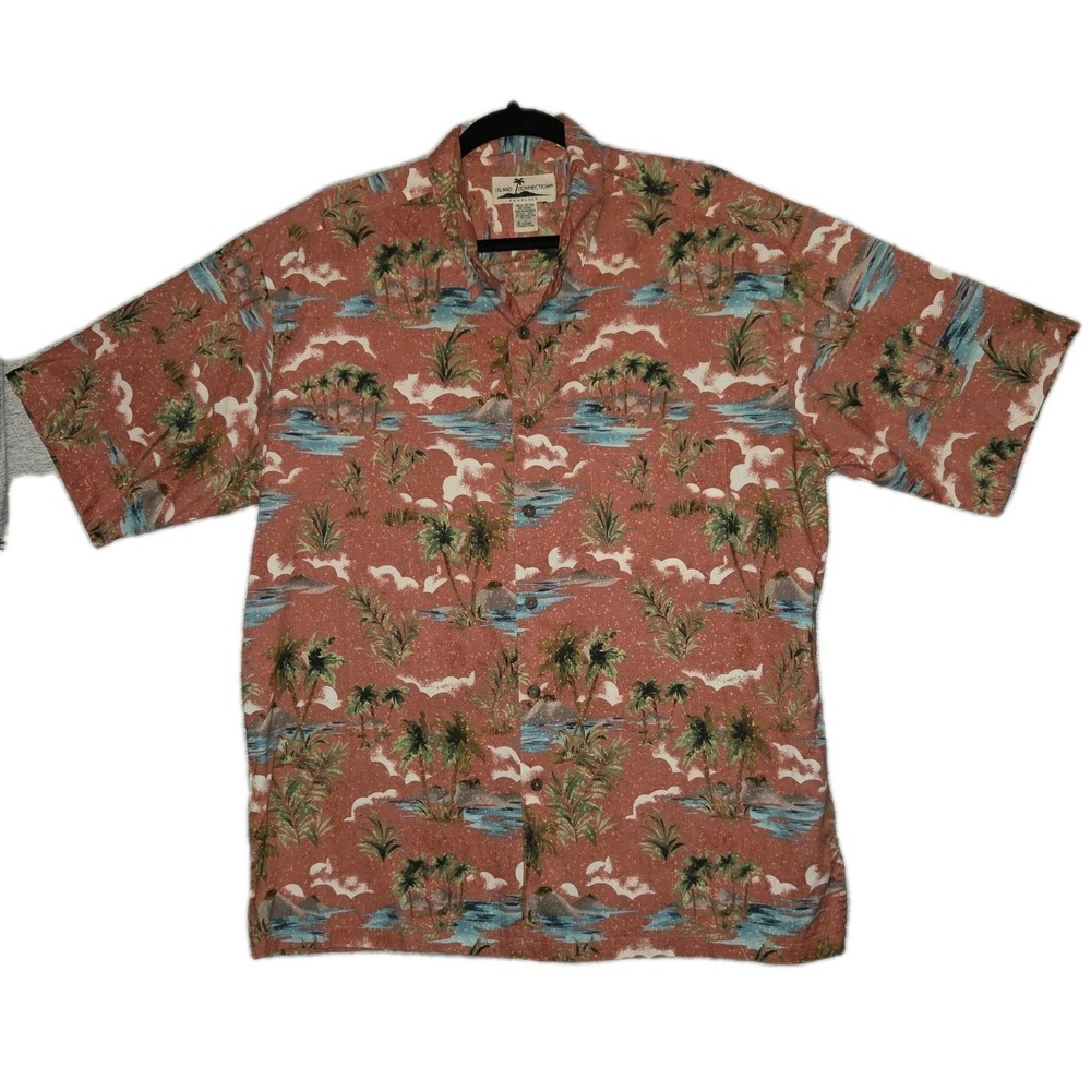 Island Connection Honolulu Hawaiian  Volcano Button-Up Camp Shirt Men's Large
